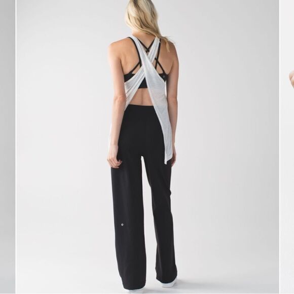 Lululemon Sit In Stillness Pant
Black wide leg drawstring bottom ankles size 10 - Picture 4 of 16